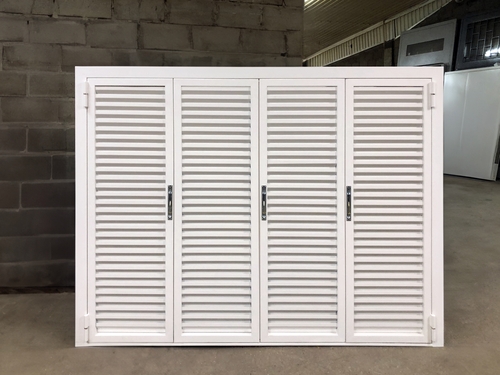 Белые складные ставни