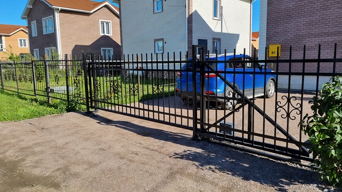 Откатные ворота для загородного дома Откатные ворота для загородного дома